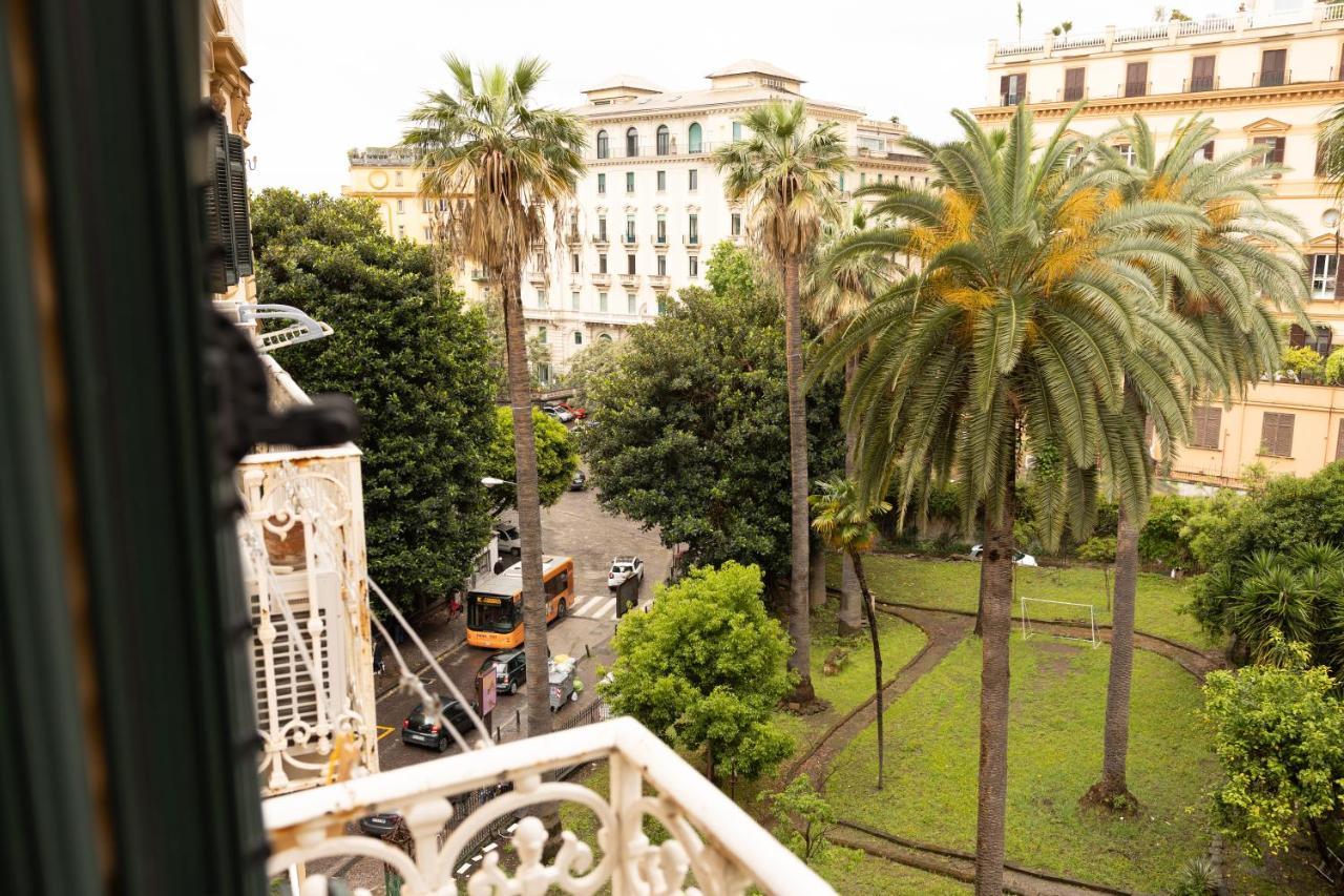Amedeo Suite - Il Salotto Di Napoli Luaran gambar